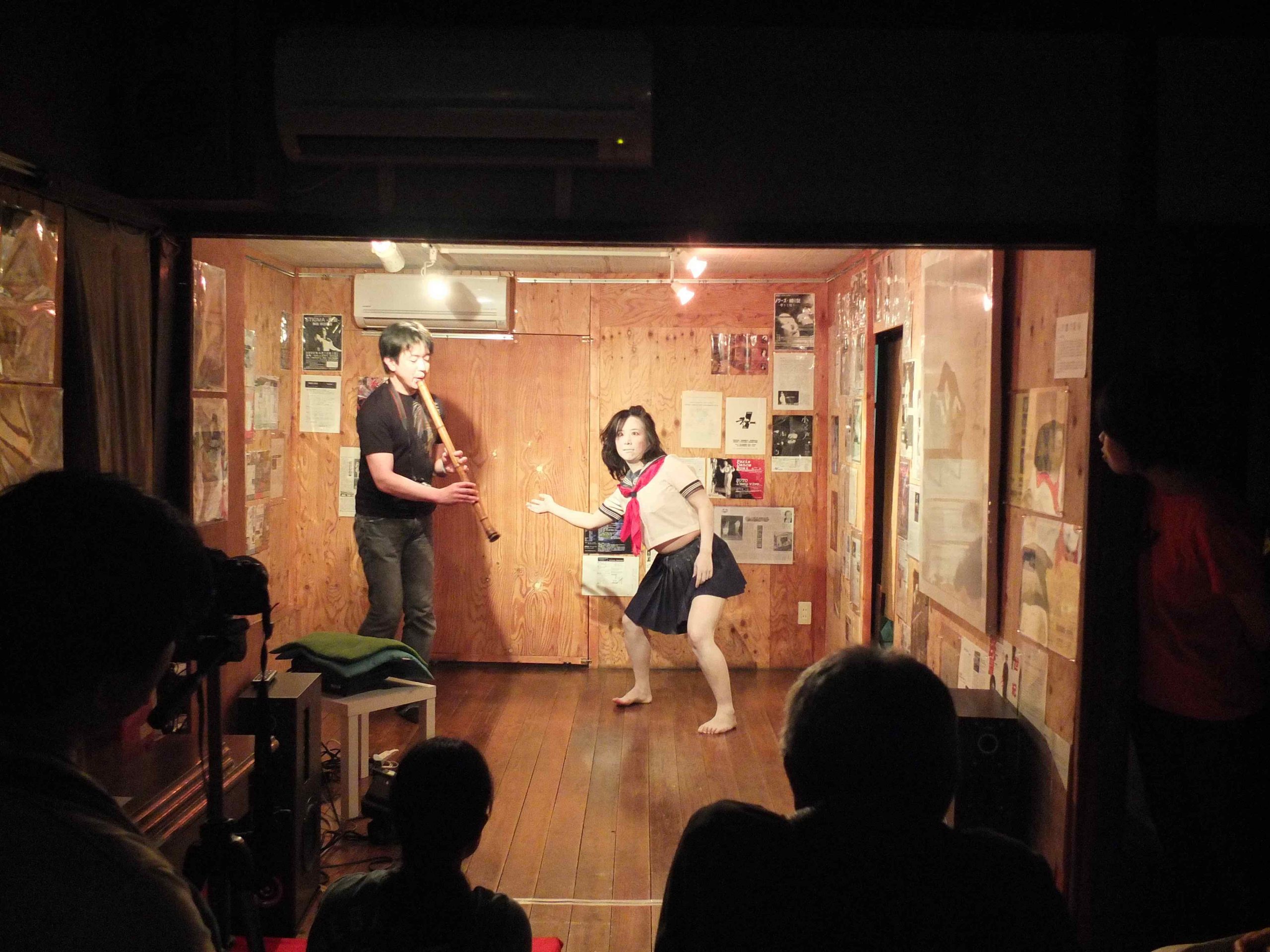 長崎に舞踏の息吹を/舞踏靑龍會「舞踏の現場展」打ち上げはリンガーハット本店が間違いない